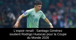 L'espoir renaît : Santiago Giménez soutient Rodrigo Huescas pour la Coupe du Monde 2026