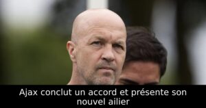 Ajax conclut un accord et présente son nouvel ailier