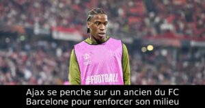 Ajax se penche sur un ancien du FC Barcelone pour renforcer son milieu