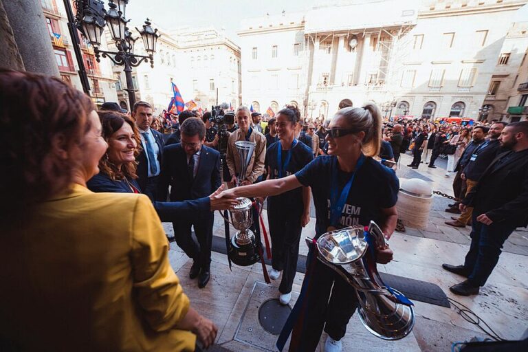 Alexia Putellas rencontre les représentants de la Generalitat