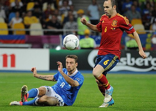Andrés Iniesta et Claudio Marchisio en finale de l’Euro 2012