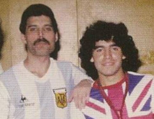 Diego Maradona rencontre Freddie Mercury