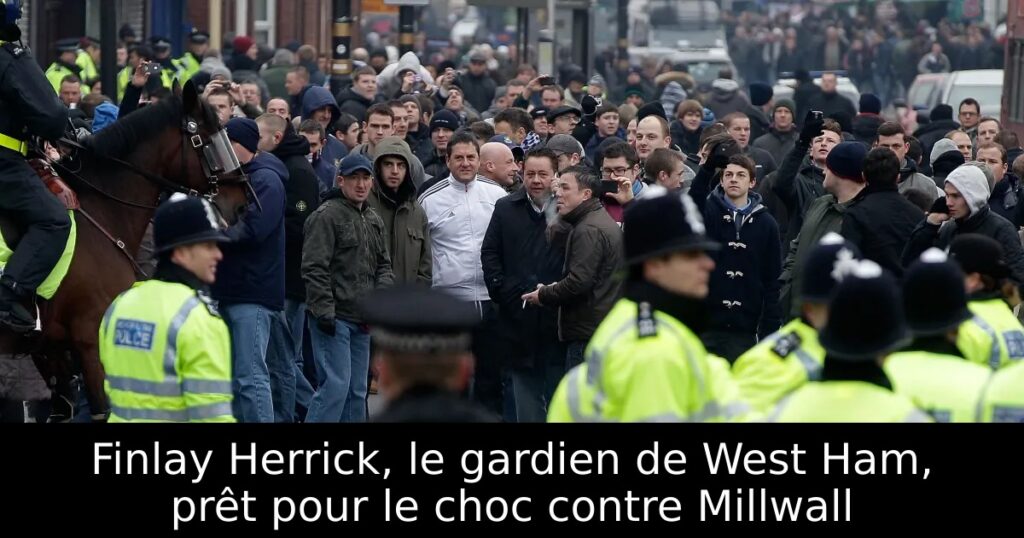 Finlay Herrick, le gardien de West Ham, prêt pour le choc contre Millwall