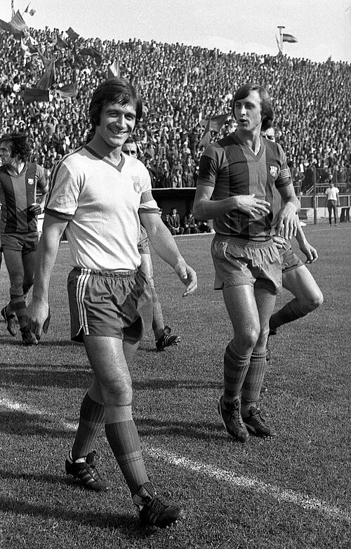 Johan Cruyff et Ion Dumitru en 1977