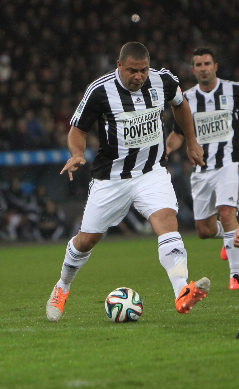 Ronaldo Nazário au Match contre la pauvreté en 2014