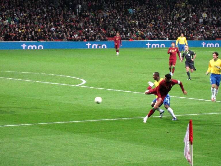 Cristiano Ronaldo en match — Portugal — 2007