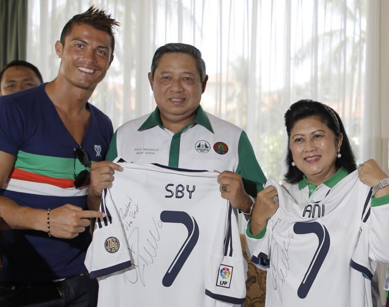 Cristiano Ronaldo lors d’un événement — Real Madrid — 2013