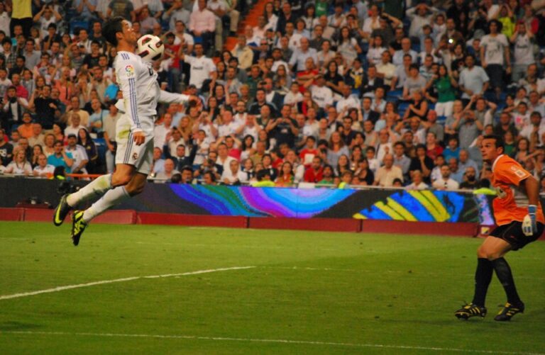 Cristiano Ronaldo en match — Real Madrid — 2011