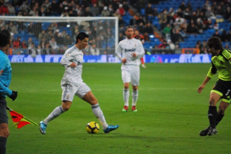 Cristiano Ronaldo en match — Real Madrid — 2009