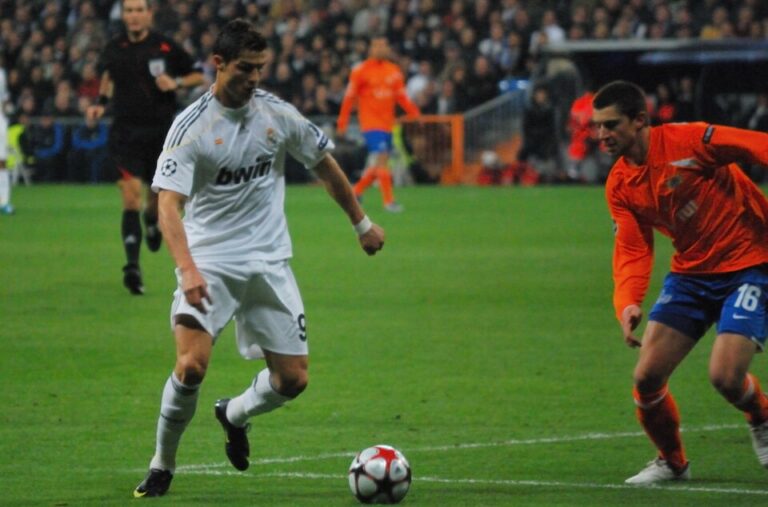 Cristiano Ronaldo en match — Real Madrid — 2009